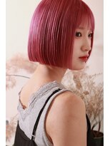オーイット(ooit)&nbsp;鮮やかピンク×切りっぱなしボブ