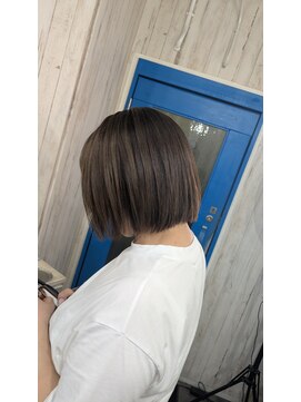 ヘアリゾートエーアイ 浅草店(hair resort Ai) ぱっつんボブ+グレージュ+白髪ぼかし