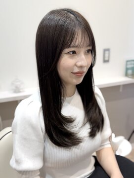 レヴ(Rev) 黒髪ストレートロングレイヤーミディアム髪質改善ストレートヘア