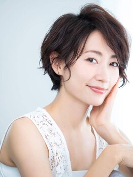 心地よいJAZZが流れる府中の隠れ家サロンで、大人女性のなりたいを叶える＊至福のサロンタイムを♪