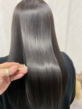 【髪質改善TR取扱い】いつでも髪を綺麗に保ちたい方に―。十人十色の髪質に、十色（toiro)のヘアケアを。