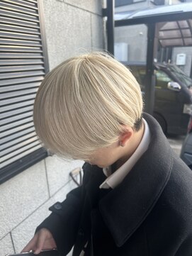 モア シルエ(MoA cilue) ホワイトブロンド/ブロンドベージュ【田中】