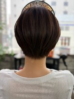 モニカ ヘア(MONIKA HAIR) 耳掛けショート