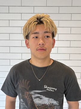 バック(BUCK) 毛流れショート