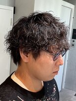ブルニール 中崎町(BLEUNIR) 波巻きパーマ 刈り上げ マッシュ ビジネス ツイストスパイラル