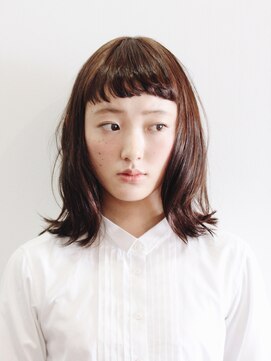 ファミリィ (PHAMILEE) ベーシックを感じる新提案ミディ