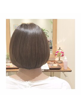 ナノハナ 鹿沼で唯一本格ヘッドスパが出来る美容室　シンプルボブ