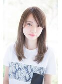 くせ毛を活かしたストレートスタイル