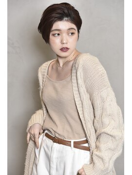 カリン(carin) 【carin那覇真嘉比店】前下がりショートボブ