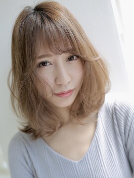 アグ ヘアー マノ 加古川店(Agu hair mano) 明るめカラーのゆるふわミディ