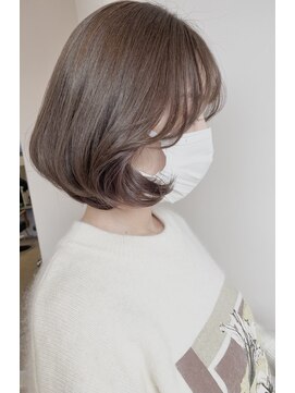 ウル(ull.) 韓国風☆重めぷっつんボブ