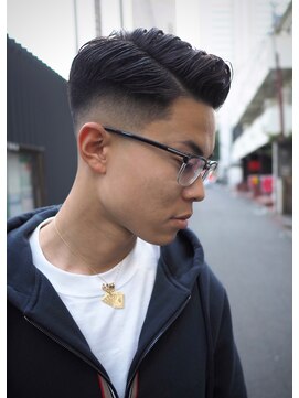 ブレイズマン(BLAZEMAN) ナチュラルパーマ×フェード