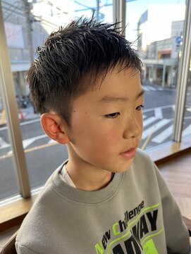 カナエ(CaNaE) ツーブロックショート