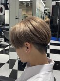 メンズ刈り上げセンターパート