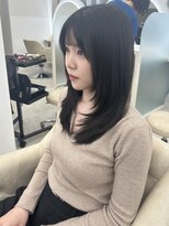 ネモネ バイ ミリー 梅田茶屋町(nemone by milly) ワンカールで可愛い レイヤーカット【梅田】