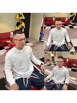 ゴリラ(GORILLA) -80's American barber shop-