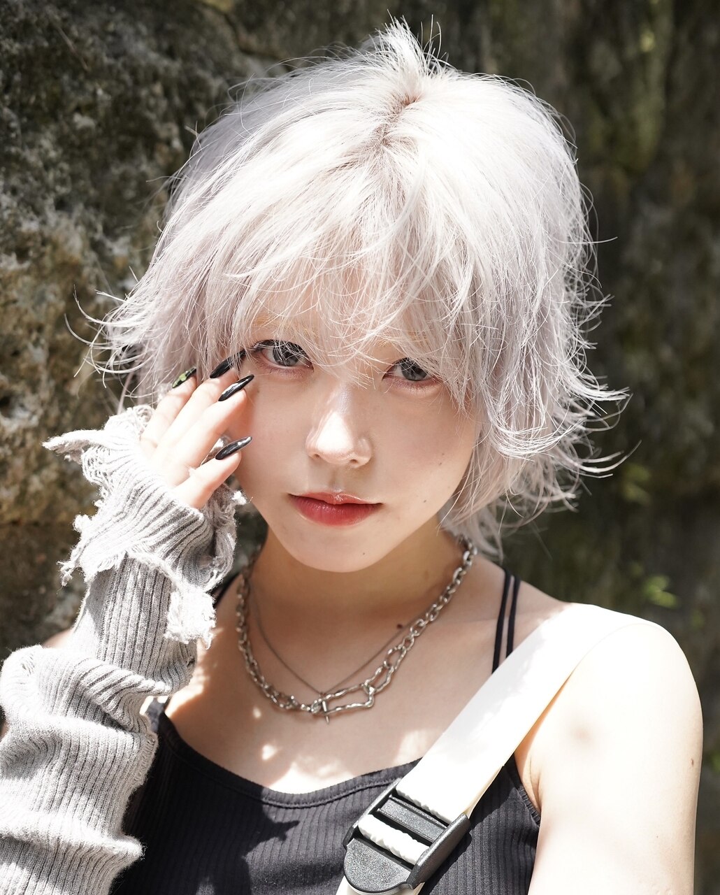 ホワイトヘア 中性ウルフ：L229663953｜サイ(sai)のヘアスタイル