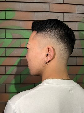 ヒロギンザ 大阪本店(HIRO GINZA) サイドパート×ハイスキンフェード