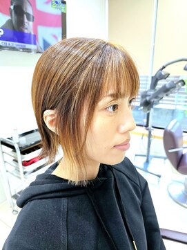 メタ(META) タッセルボブに筋感を太めに入れたシークレットカラースタイル♪