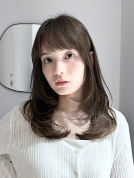 ミンクスオーバー(MINX OVER) イメチェン/レイヤーカット/オリーブベージュ/大手町