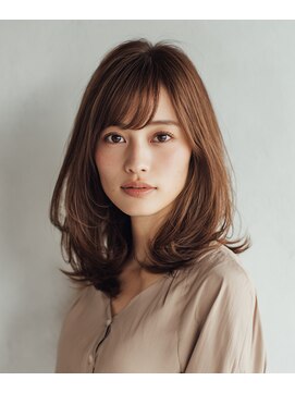 バイエイト(X8) ミディアム/ベージュカラー/顔周りレイヤー/髪質改善