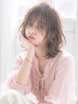 リビンバイアフロート(Livin by afloat)&nbsp;大人可愛いミディアムレイヤー/フェイスレイヤー　おおたかの森
