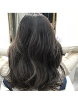 ノイ(Noy)&nbsp;ロングハイライトデザイン