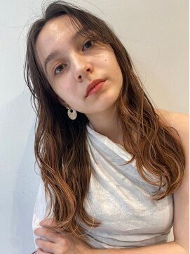 ローウェ 名駅(Louwe) 透明感オリーブアッシュロングトリートメント[名駅/名古屋駅前]