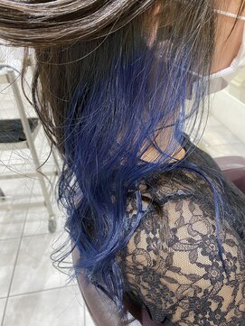 アヴァンス 天王寺店(AVANCE.) 【インナーカラー】×【サファイヤブルー】