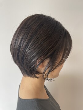 クム(QUMU) 丸みショート◎