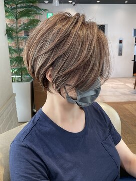 バンプ ギンザ(BUMP GINZA) 《30代40代》白髪ぼかしハイライト×前下がりボブ【イケダ】