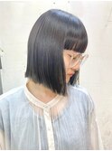 シンプルぷつっとボブ