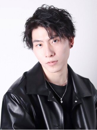 ケーオーエスビューティー(K O S beauty)の写真/男性から人気のスタイリスト在籍★トレンドもしっかり押さえたスタイル提案が嬉しい♪リピート間違いなし！