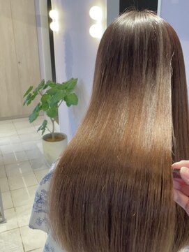 アイノアテネット(AInoa TENET) 巻き髪もできる縮毛矯正［北千住/髪質改善］