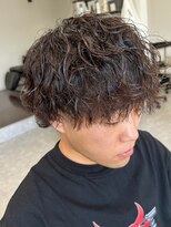 フゥ 宇都宮(FeU)&nbsp;波巻きパーマメンズパーマメンズヘアツーブロックツイストパーマ