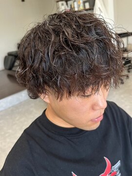 フゥ 宇都宮(FeU) 波巻きパーマメンズパーマメンズヘアツーブロックツイストパーマ