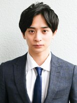 スーツ短髪ツーブロック束感モテる黒髪シークレットパーマ流行