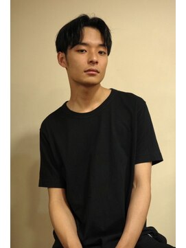 ブークル(boucle) センターパート ニュアンスパーマ 緩めパーマ