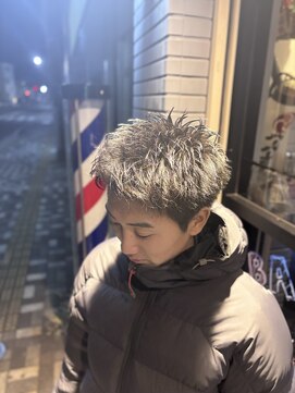 バーバーブロス(BAR BER bro's) スパイキーショート/フェード/パーマ