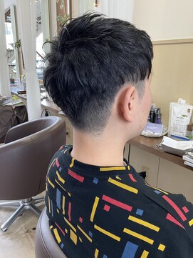 コアフィールフィス(COIFFURE fils) 【見附　今町】似合わせカット　ツーブロック　刈り上げ