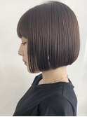 ショートボブヘアショートカットインナーカラー丸みショート30代