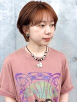 モリオ(morio)&nbsp;ピンクオレンジ可愛いショートヘア耳掛けショートくびれショート