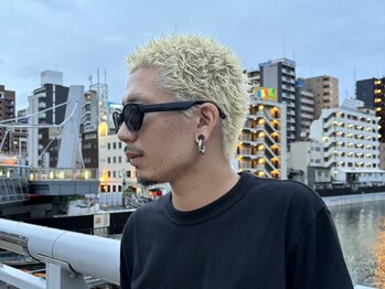 グラッシー(GLASSY)の写真/[地下鉄四つ橋線/肥後橋・本町駅から徒歩5分/靭公園前]バーバーの概念が覆る！＜GLASSY BARBER&SUPPLY＞