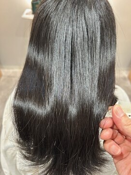 ヘアー ワークス スペース 柔らかシルクストレート