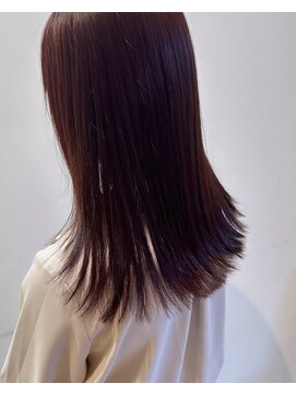 マオリ ホアロハ バイ アヌエヌエ(maoli hoaloha by anuenue) 秋冬の楽ちんストレートヘア