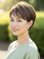 レヴィア(REVIA)&nbsp;ショートボブ白髪ぼかしミルクティーベージュ