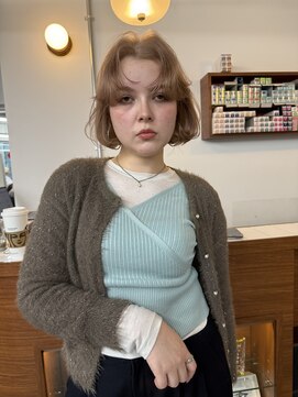 ペレ 梅田(PELE) イメチェン/ピンクベージュ/アンブレラカラー/前髪/梅田