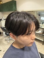 フュゼ(fusee)&nbsp;メンズライクな女子ツーブロックスタイル