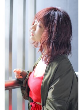 アマンドール(Aman D'or) ウェーブボブ×ポイズンチェリーレッド