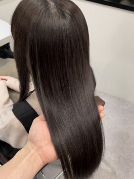 コア 梅田(Core) 髪質改善 縮毛矯正　韓国ヘア　艶髪